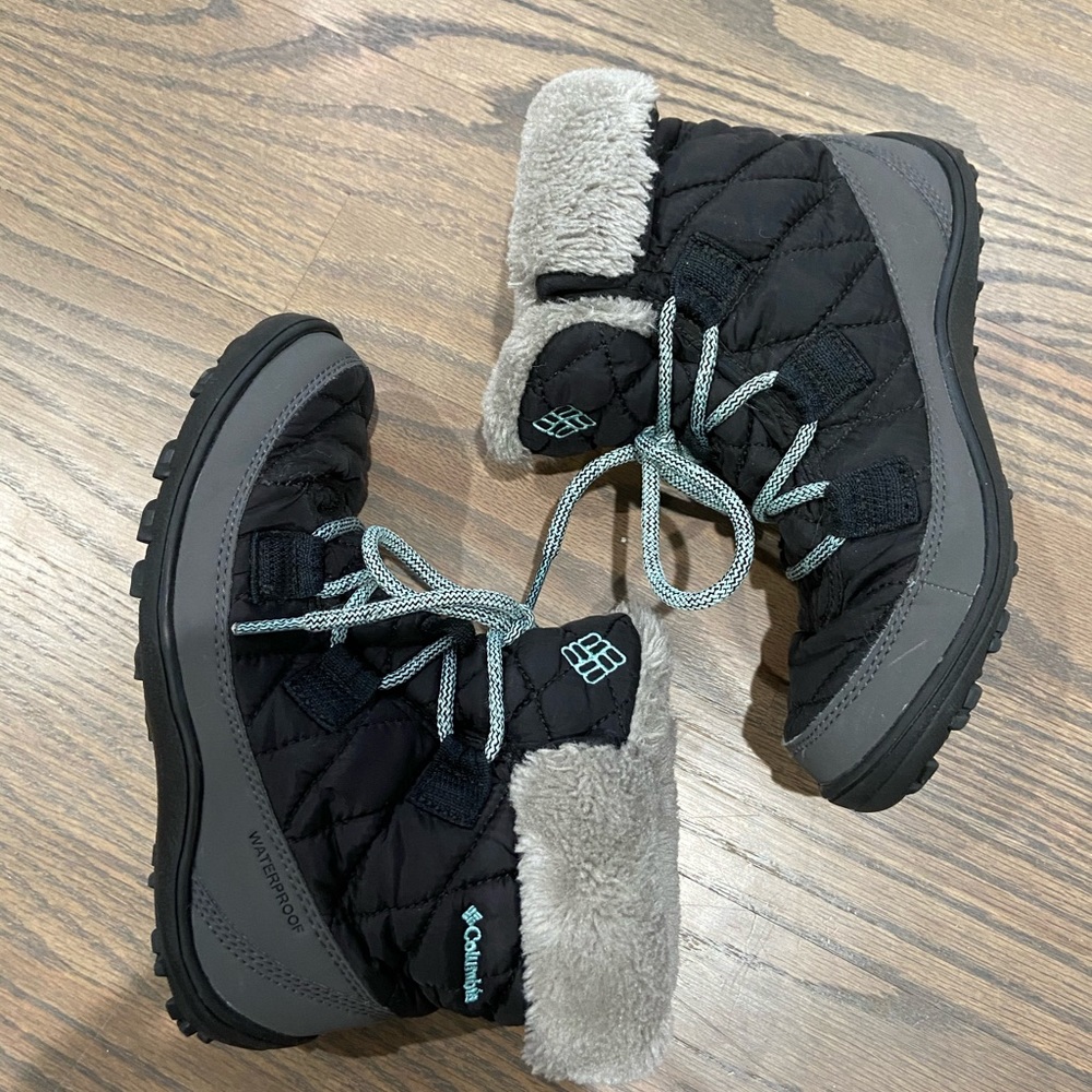 Columbia Snow boots